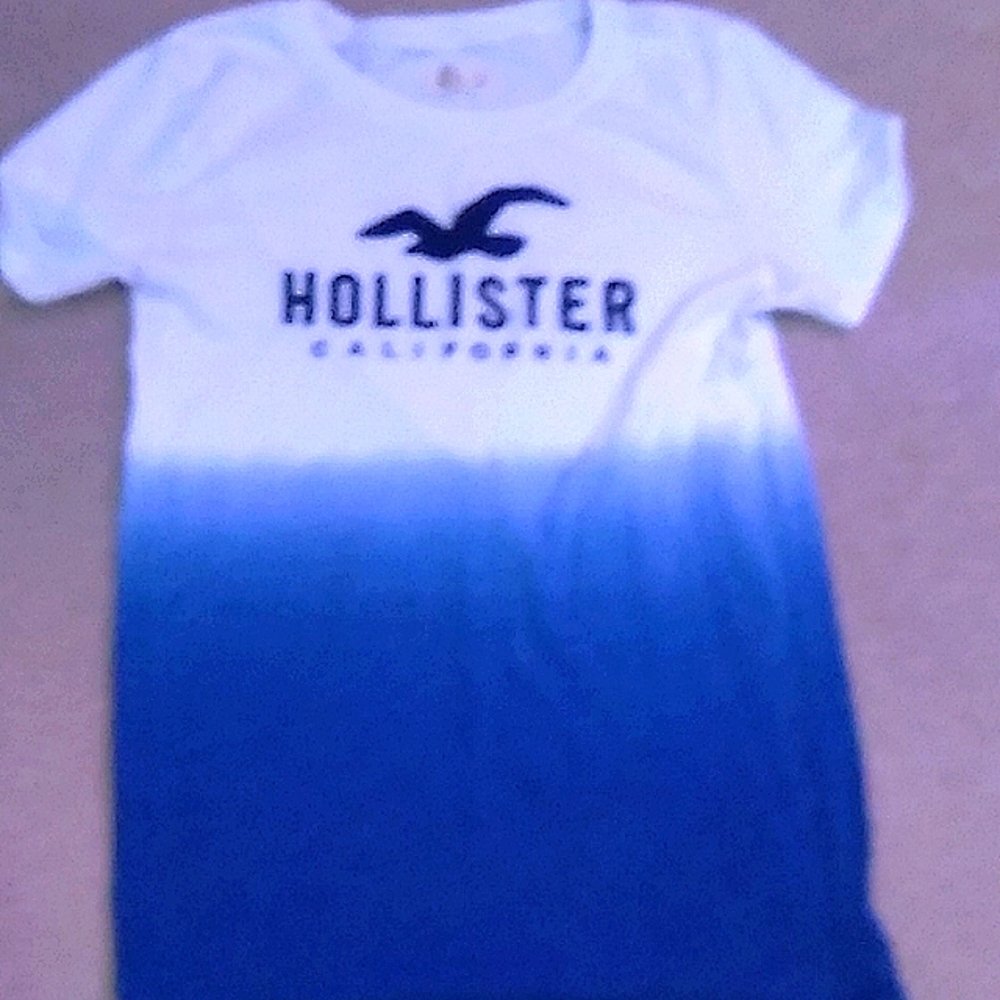 Hollister shirt